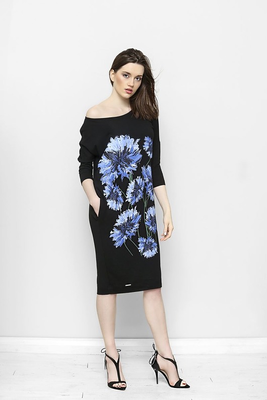 Czarna sukienka oversize w chabry Freeshion