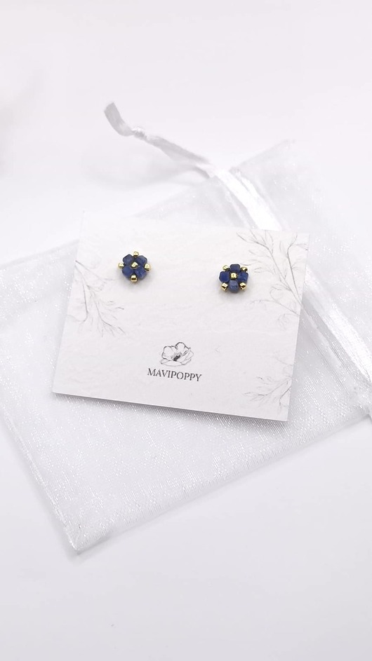 kolczyki z kamieniami Kolczyki sztyfty sodalit