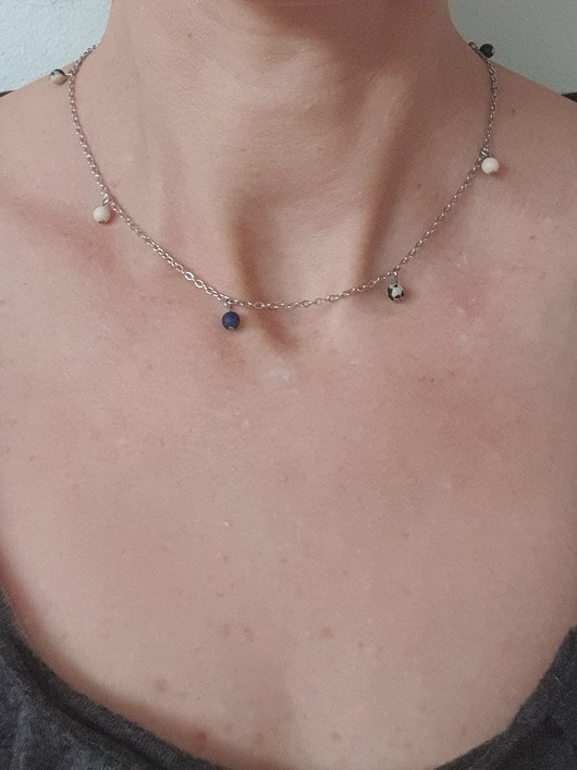 chokery Naszyjnik choker ROOTS łańcuszek lapis lazuli, jaspis dalmatyński, howlit