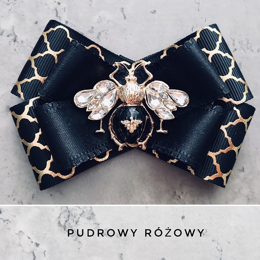 Brosza  z Ogromnym Owadem Jedna sztuka! Pudrowy Różowy
