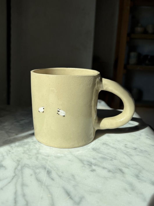 kubki i filiżanki Duży Ceramiczny Kubek Handmade 420 ml z Owieczkami Podhale