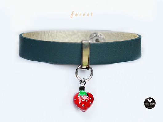 forest  wild strawberry barboleta