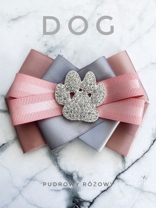 broszki Kolekcja DOG Brosza z łapką wysadzaną kryształkami New