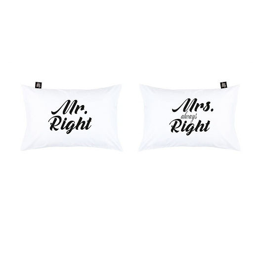 Poszewki na poduszki z napisami MR. RIGHT  Love To Sleep
