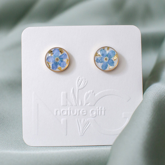 kolczyki z żywicy Kolczyki sztyfty z niezapominajkami