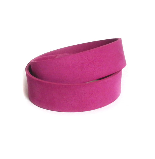 Bransoletka skórzana zamsz magenta owijana Mikashka