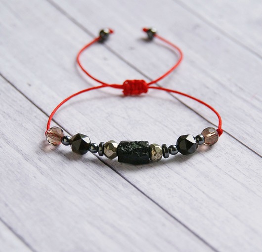 bransoletki z kamieni naturalnych Ochronna bransoletka - turmalin, piryt, obsydian