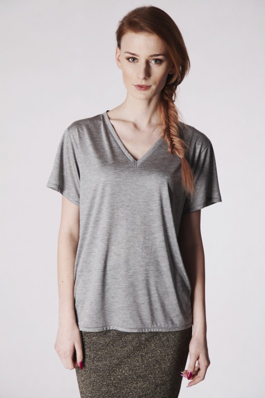 T-shirt basic z ozdobnymi szwami f.ADD