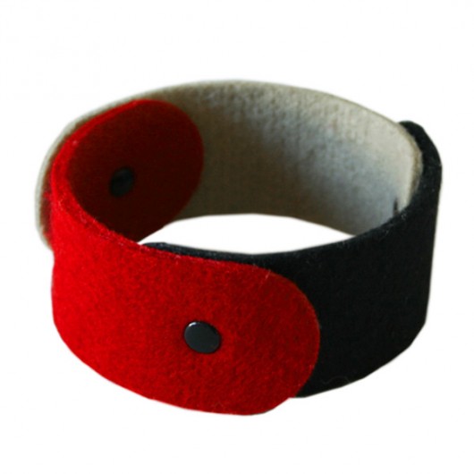 Black&Beige&Red moo studio