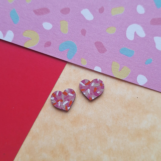 kolczyki drewniane Serce w różu