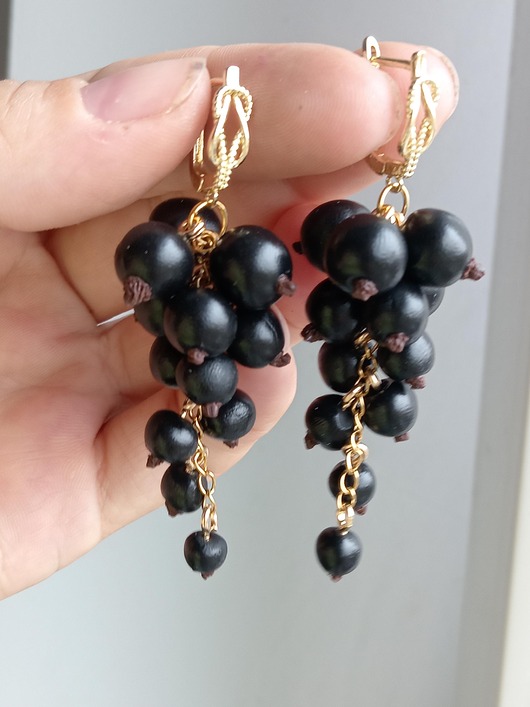 kolczyki z masy plastycznej Kolczyki Czarna Porzeczka 