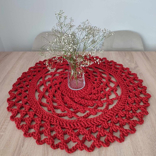 obrusy i serwetki Serweta szydełkowa na stół 70cm