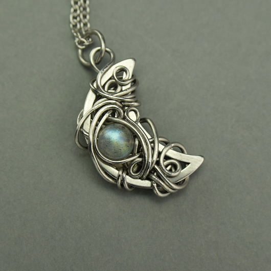 wisiory Wisiorek księżyc labradoryt wire wrapping