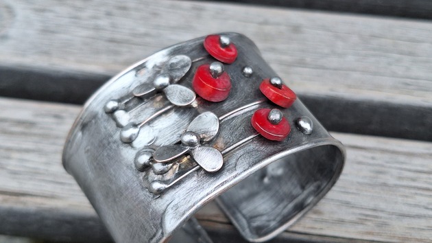 bransoletki wire wrapping Małe maki - bransoletka regulowana