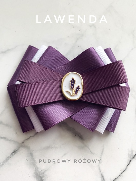 broszki Brosza z kolekcji Lawenda z pięknym medalionem z Lawendą