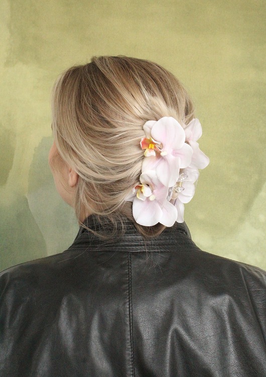 spinki i klamry do włosów Biała spinka z podwójną orchideą