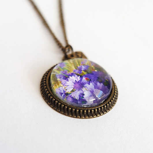 wisiory Medalion, naszyjnik - Fioletowe chabry