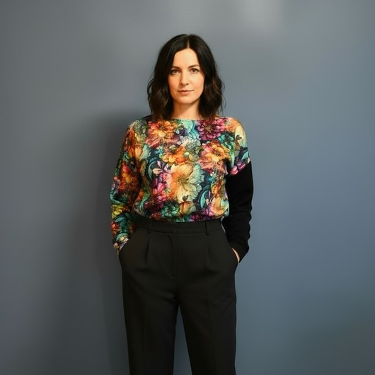 bluza bez kaptura damska Nietypowa bluza bawełniana - Kolorowe Kwiaty