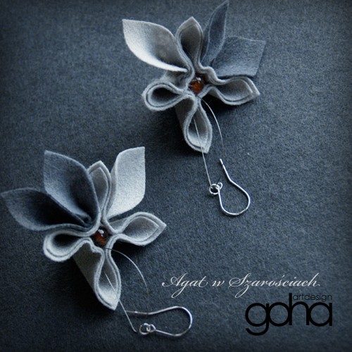 Agat w Szarościach -Biżuteria Autorska FlowerFelt Design