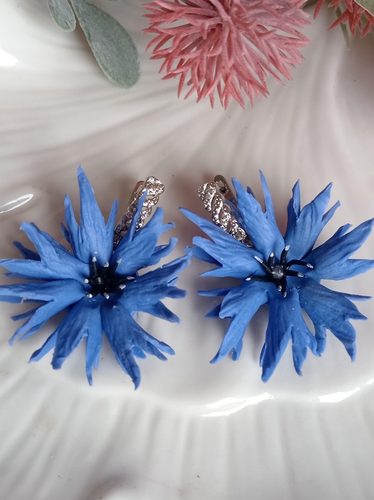 kolczyki z masy plastycznej Kolczyki chabry z gliny polimerowej