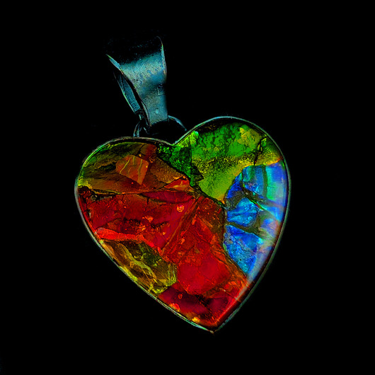 wisiory Tęczowe serce ammolitu