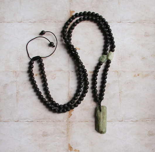 biżuteria męska UNIKAT: kyanit zielony, lawa - naszyjnik męski / unisex