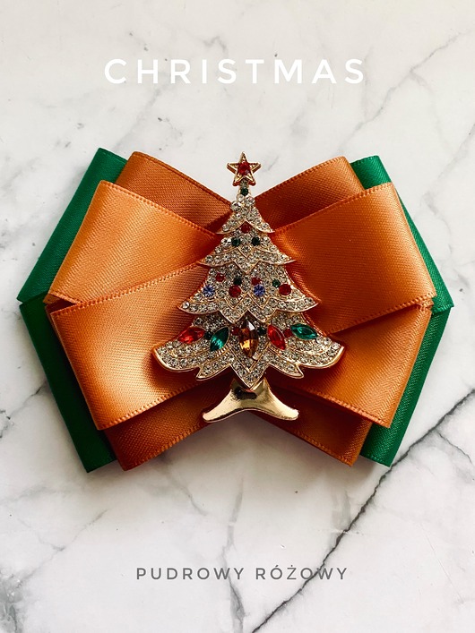 broszki Brosza z Choinką z kryształkami Mikołajki Święta