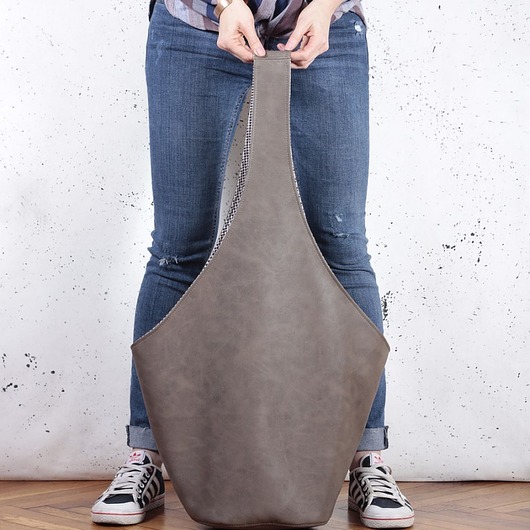 Short Boogi Bag brązowa / torebka hobo / boho hairoo