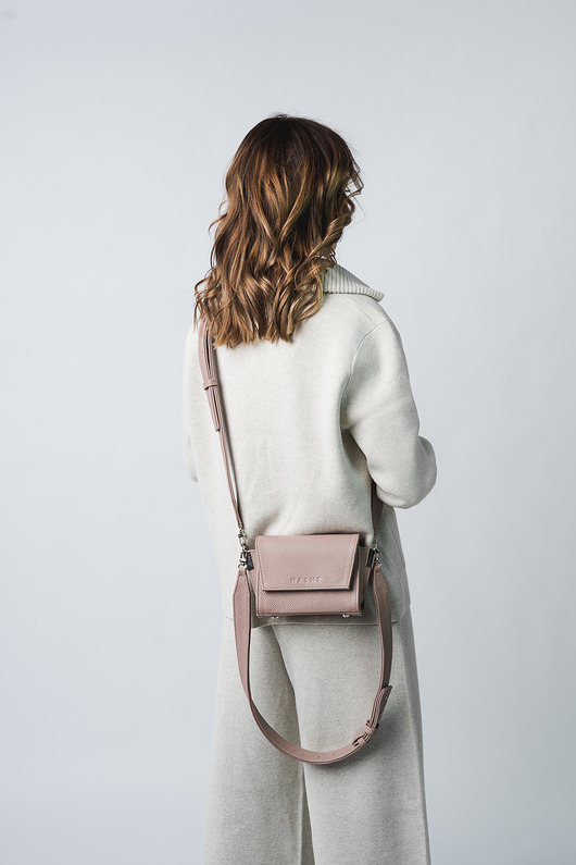 torby na ramię Skórzana nerka i torebka w jednym różowa