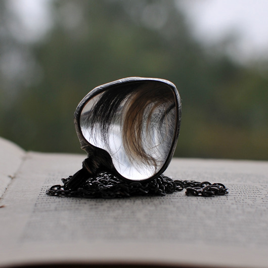 wisiory Naszyjnik Pamiątka, wisiorek z włosami