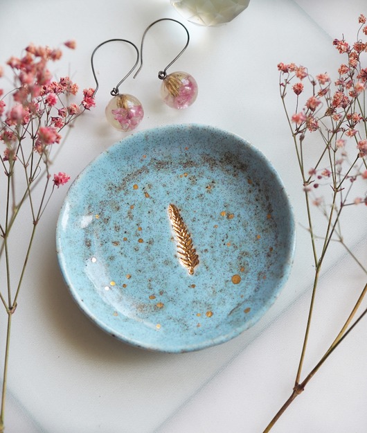 pojemniki na biżuterię Spodek na biżuterię lub palo santo