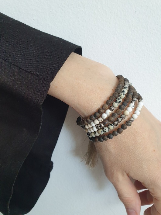 bransoletki z kamieni naturalnych Bransoletka MOON jaspis dalmatyński, bronzyt, howlit, hematyt, lniany chwost