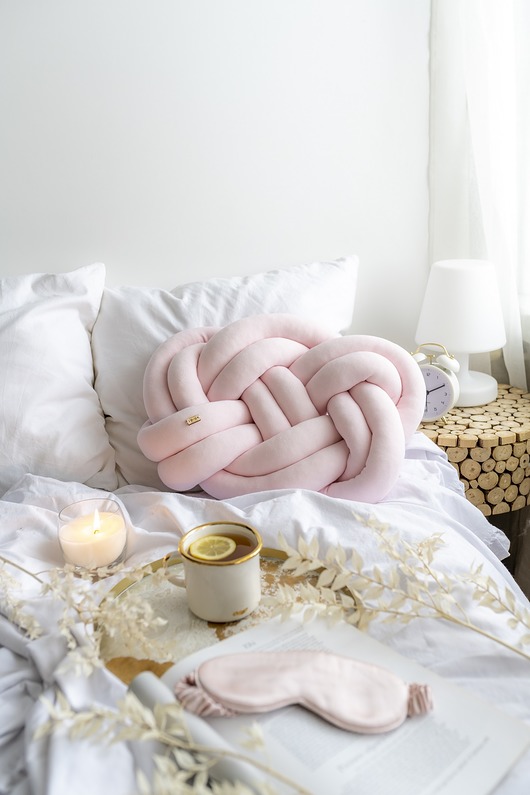 dekoracje świąteczne Supeł Pillow blady róż