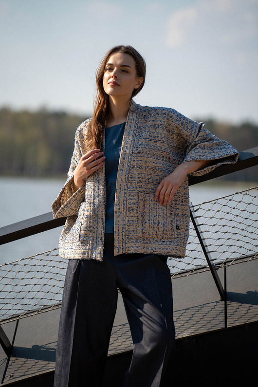 marynarki damskie Tuni - Kimono w odcieniach beżu i granatu
