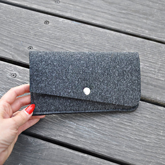 etui na telefon Etui z filcu na telefon - grafitowe