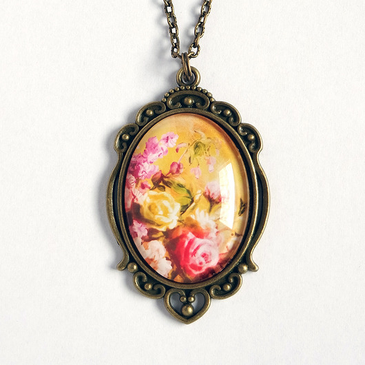 wisiory Medalion - Kwiaty - owalny, antyczny