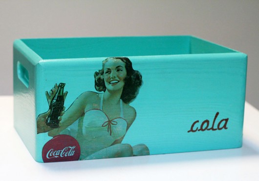 Cola - skrzynka  Studio Mini Forma