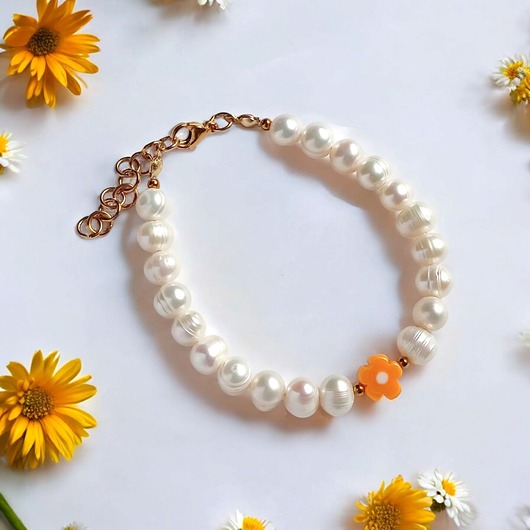 bransoletki z kamieni naturalnych Bransoletka : DAISY : perły naturalne i szklany kwiatuszek