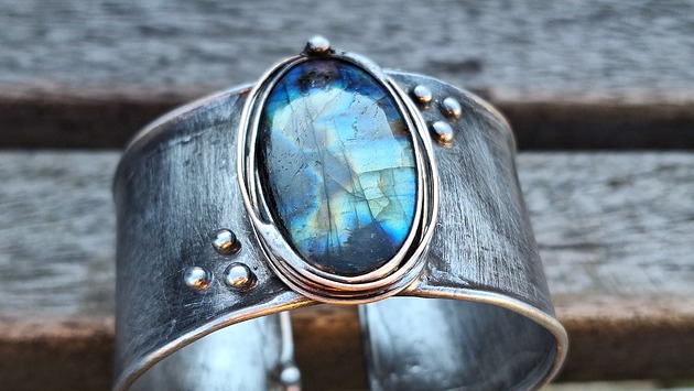bransoletki wire wrapping Lekko na sercu - bransoletka regulowana