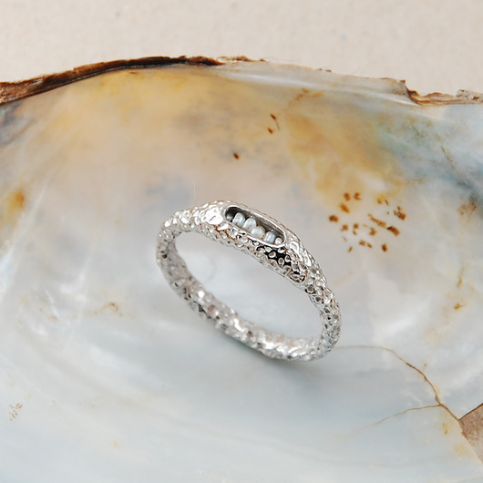 pierścionki srebrne Srebrny  pierścionek PEARL w jasnym rodowaniu