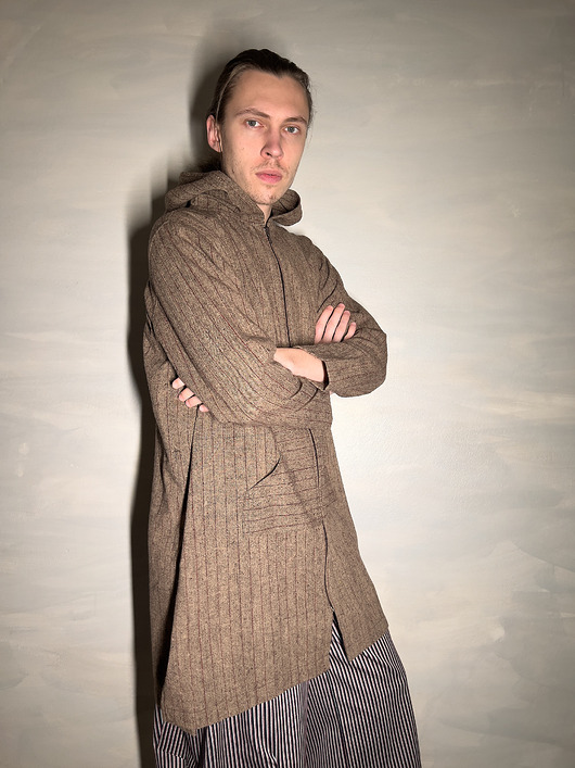 płaszcze damskie Wełniany krótki płaszcz z kapturem