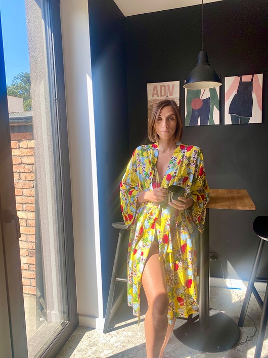 szlafroki damskie Szlafrok narzutka kimono żółte w kwiatowy wzór