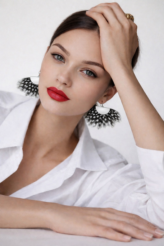 kolczyki z piórami Kolczyki z piór Moon dots