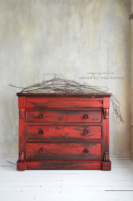 Komoda Fort York Red ReLoved by Maja Komasa