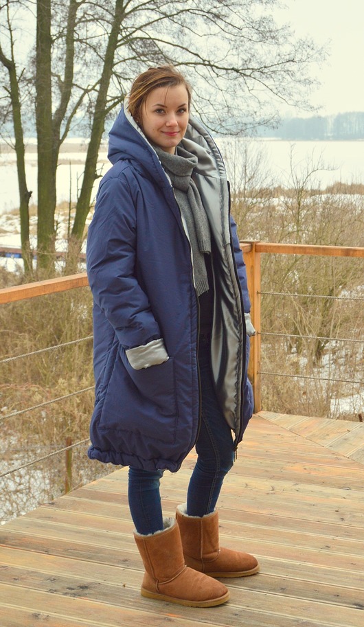 kurtki damskie Ciepła granatowa  kurtka  z kapturem