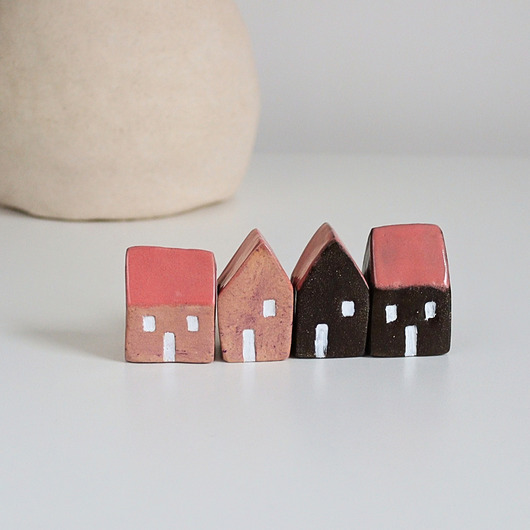 figurki i rzeźby Ceramiczne domki, dekoracja, komplet 4 szt.