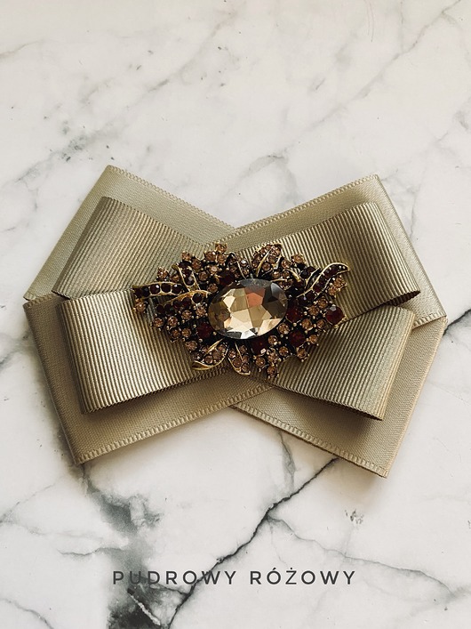 broszki Brosza z kryształem Szampańskim NEW