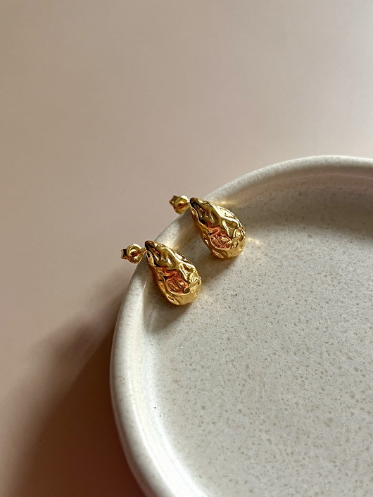 kolczyki pozłacane Kolczyki Vena łezki gnieciona blaszka sztyfty srebro pozłacane