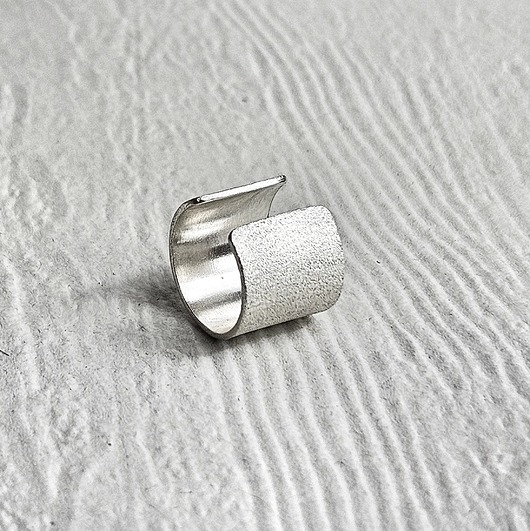 nausznice Nausznica duża szeroka srebrna