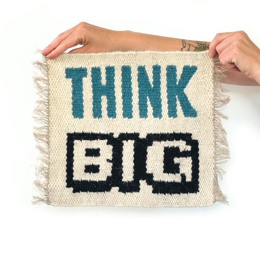 napisy dekoracyjne i tabliczki THINK BIG  Kilim serweta